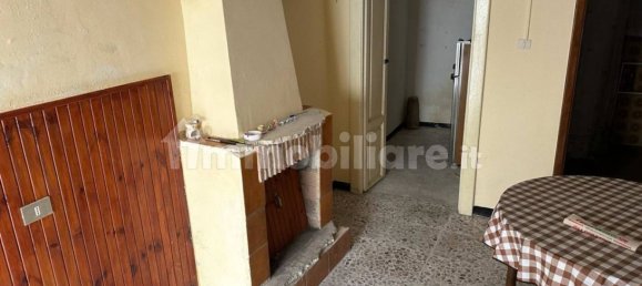 2 Schlafzimmer Haus in Roccamorice, Italy, Nr. 105256 4