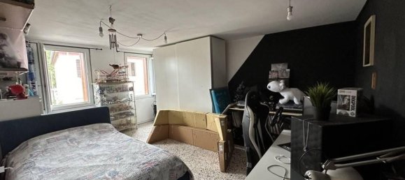4 rooms House in Mira, Italy No. 18700 8