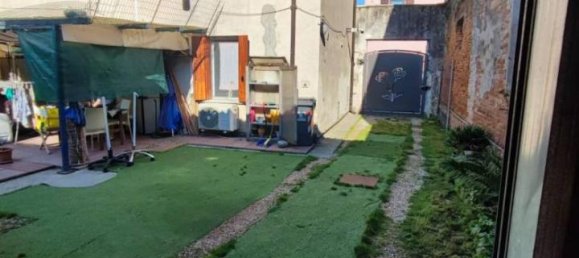 4 rooms House in Mira, Italy No. 18700 14