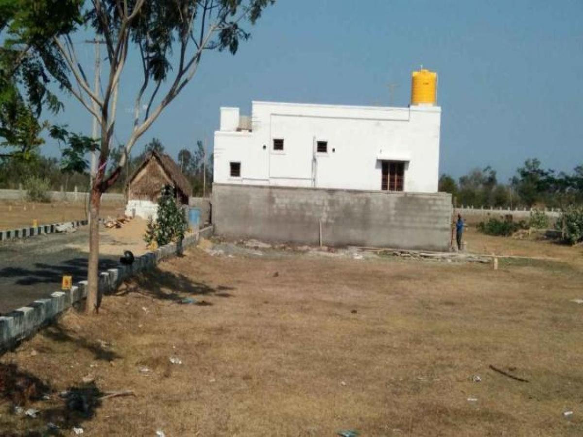  Land in Chennai, India No. 41040