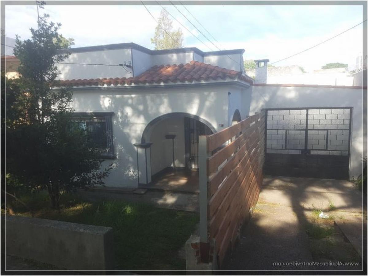 6 bedrooms House in Montevideo, Uruguay No. 11825