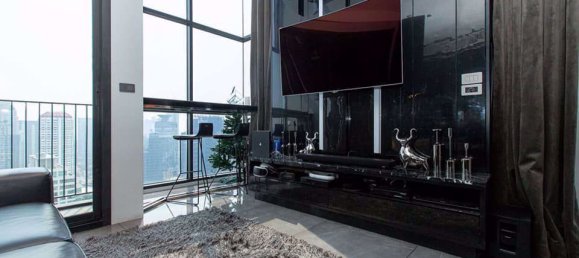 1 bedroom Duplex in Watthana, Thailand No. 10093 2