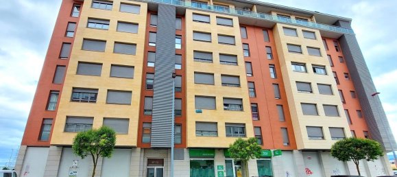Propiedad comercial en León, Spain 89 m² No. 98281 2