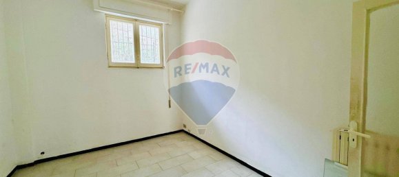 3 rooms Apartment in Savona, Italy No. 158914 7