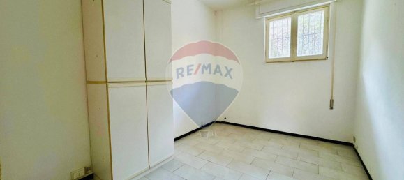 3 rooms Apartment in Savona, Italy No. 158914 9