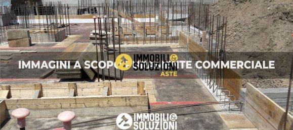 5 rooms Warehouse in Novara, Italy No. 49834 11