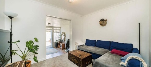 4 bedrooms House in Surbiton, United Kingdom No. 10210 9