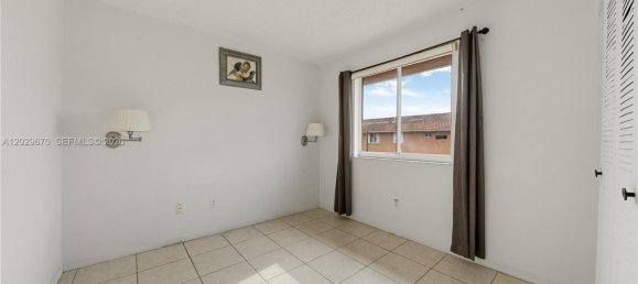 2 dormitorios propiedad comercial en venta en Miami, Miami-Dade, Florida, USA № 615011 2
