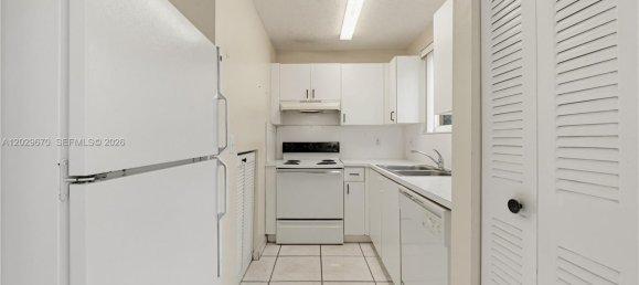 2 dormitorios propiedad comercial en venta en Miami, Miami-Dade, Florida, USA № 615011 16