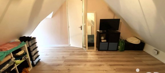 3 chambres Maison à Esves-le-Moutier, France No. 49765 9