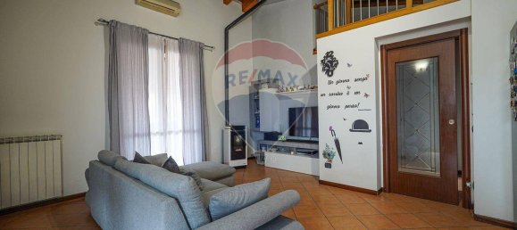 3 rooms Apartment in Bubbiano, Italy No. 54293 21
