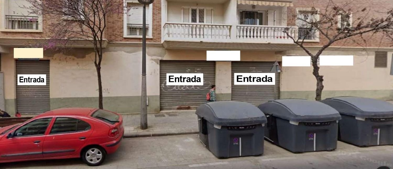 377m² Commercial property in Paterna, Spain No. 70305