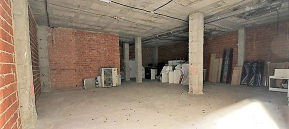 377m² Commercial property in Paterna, Spain No. 70305 5