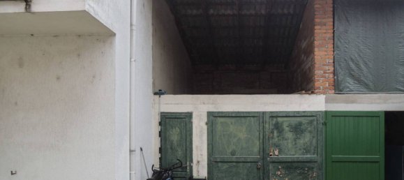 5 bedrooms House in Borgolavezzaro, Italy No. 102888 4