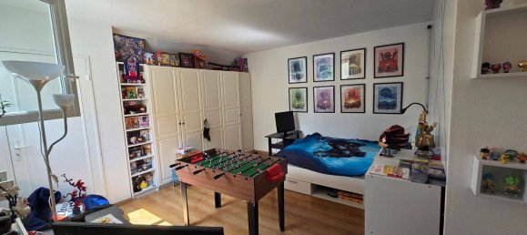 3 bedrooms House in Parmain, France No. 346096 9