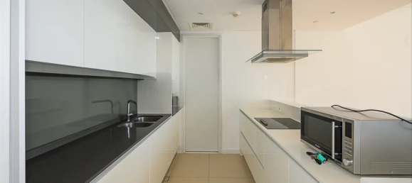 2 bedrooms Apartment in Dubai, UAE No. 21332 3