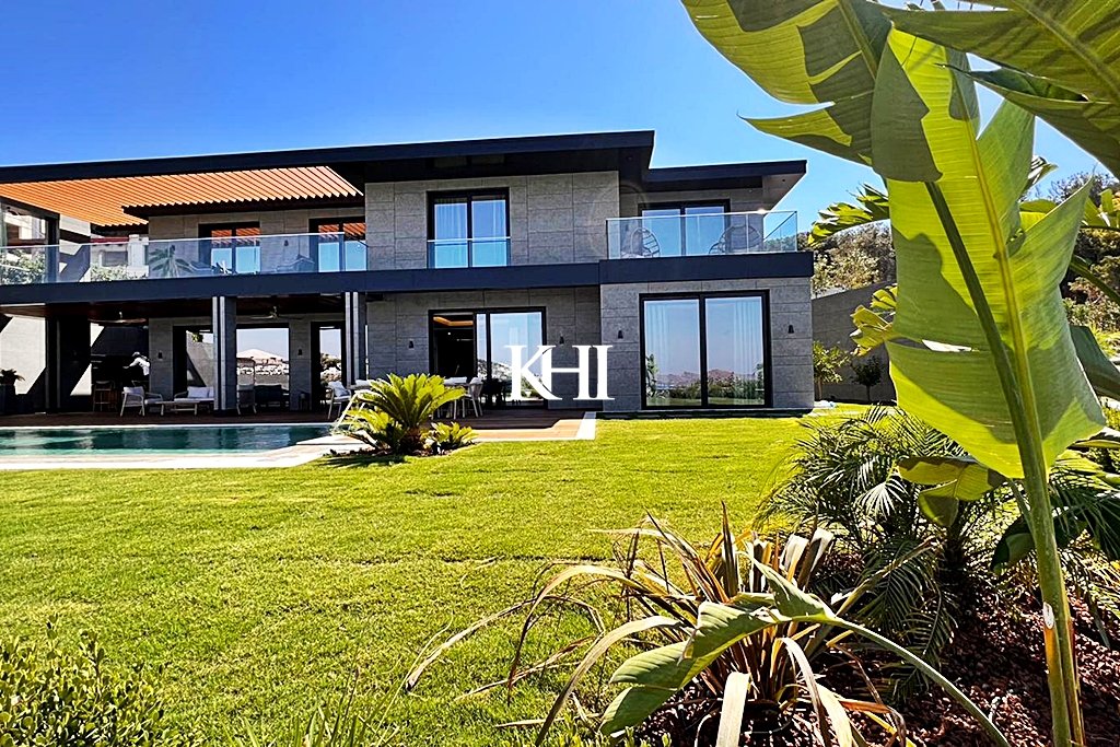 Villa 3+1 in Yalikavak, Turkey No. 48563