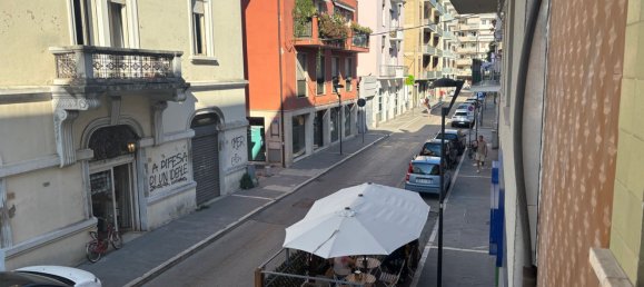 4 bedrooms Apartment in Pescara, Italy No. 350899 26