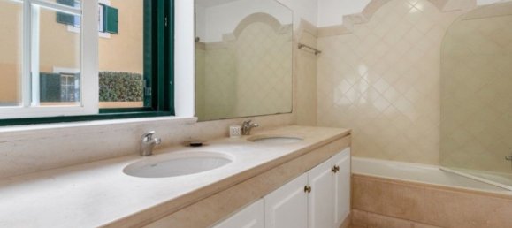 4 غرف نوم شقة في Cascais, Portugal رقم 110467 19