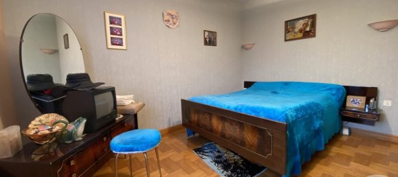 6 bedrooms House in La Guerche-sur-l'Aubois, France No. 69222 17