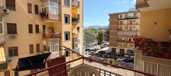 2 bedrooms Apartment in Palermo, Italy No. 264015 11