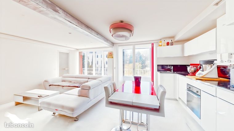 2 bedrooms Apartment in Marseille, France No. 310111