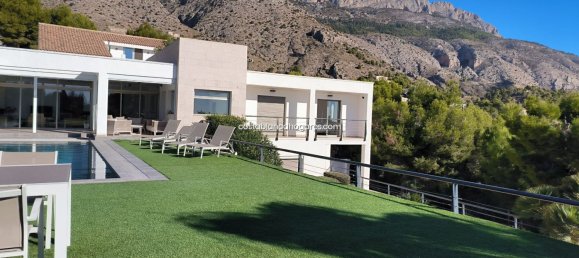 5 bedrooms Villa in Altea, Spain No. 80940 38