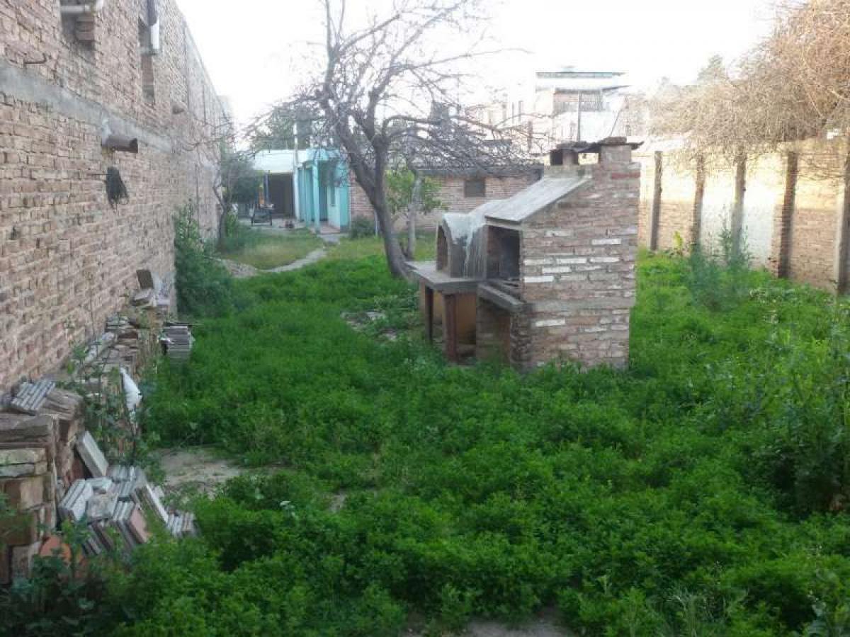  Commercial property in Cordoba, Argentina No. 27890