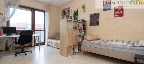 2 bedrooms Apartment in Turin, Italy No. 302771 4