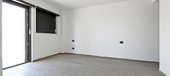 3-Zimmer Penthouse in Sesto San Giovanni, Italy, Nr. 56336 29