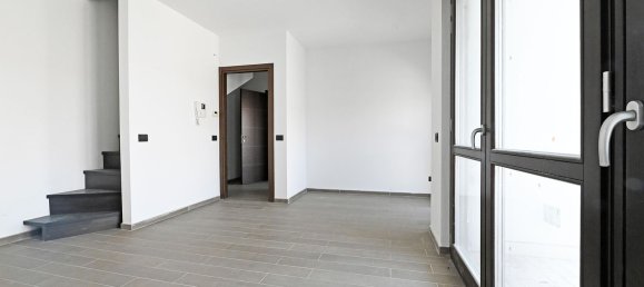 3-Zimmer Penthouse in Sesto San Giovanni, Italy, Nr. 56336 23