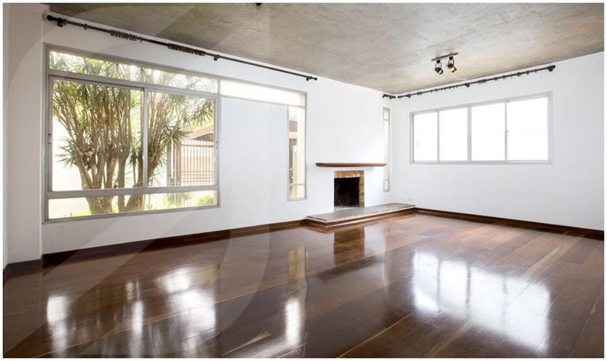 4 bedrooms House in Sao Paulo, Brazil No. 568039