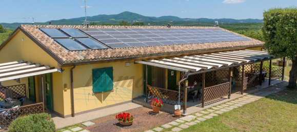 30-Zimmer Haus in Cecina, Italy, Nr. 275582 3