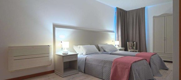 4 bedrooms Apartment in Venice, Italy No. 20319 12