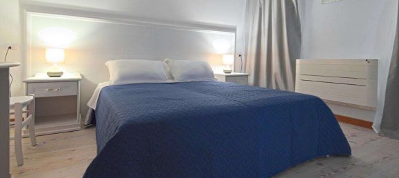 4 bedrooms Apartment in Venice, Italy No. 20319 16