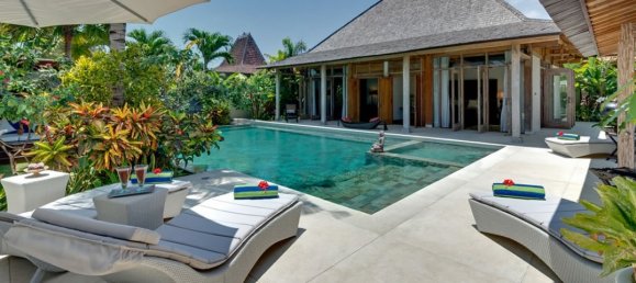 5 Schlafzimmer Villa in Canggu, Indonesia, Nr. 2975 23