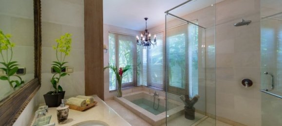 5 Schlafzimmer Villa in Canggu, Indonesia, Nr. 2975 14