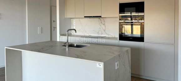 3 bedrooms Apartment in Basque Autonomous Community, Spain No. 172083 7