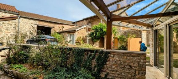 6 bedrooms House in Berze-la-Ville, France No. 353519 12