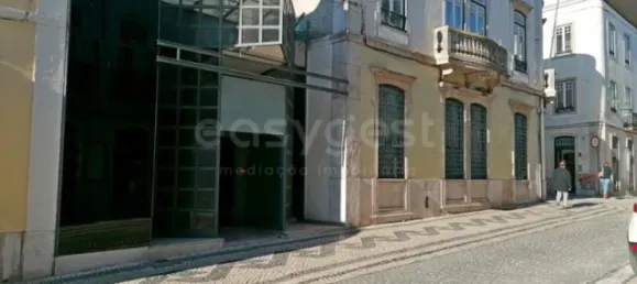 840m² Commercial property in Santarem, Portugal No. 58132 3