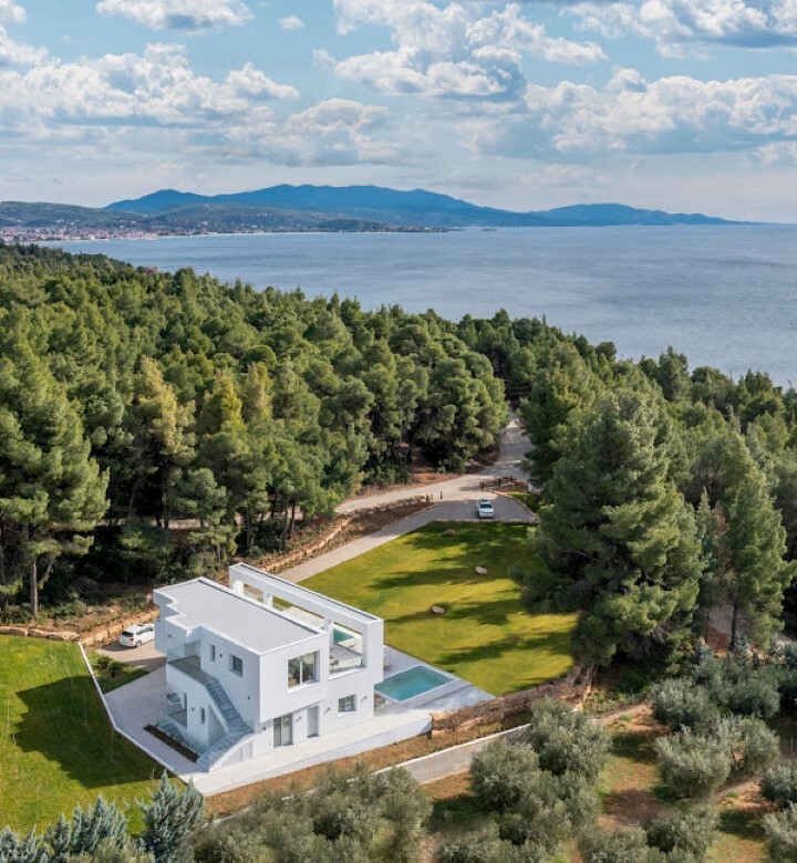 Отель, гостиница 210м² в Халкидики, Греция № 94348