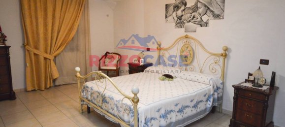 2 bedrooms House in Corigliano Rossano, Italy No. 79678 12