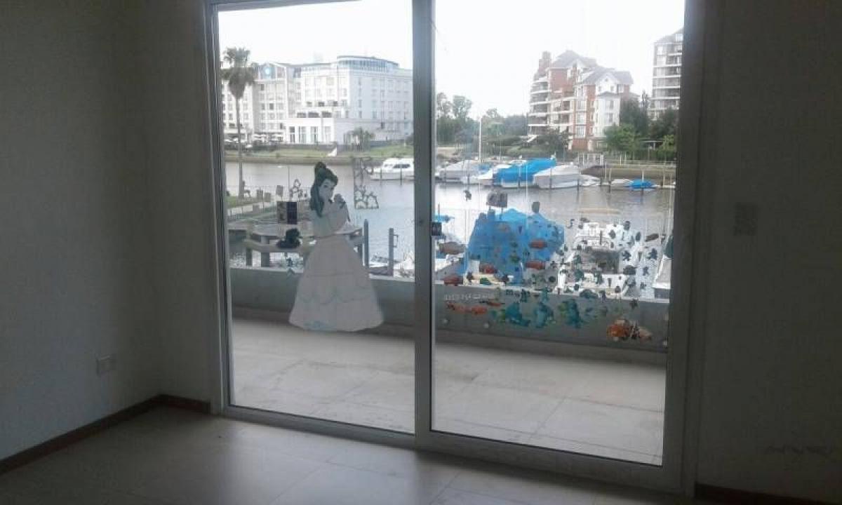 2 غرف نوم شقة في Tigre, Argentina رقم 15510