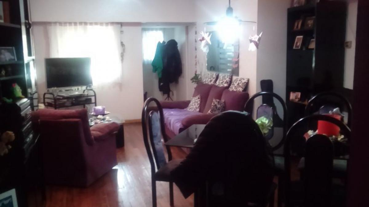 4 bedrooms House in Buenos Aires, Argentina No. 78443