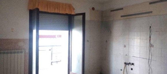 3 rooms Apartment in Montesilvano, Italy No. 186525 8