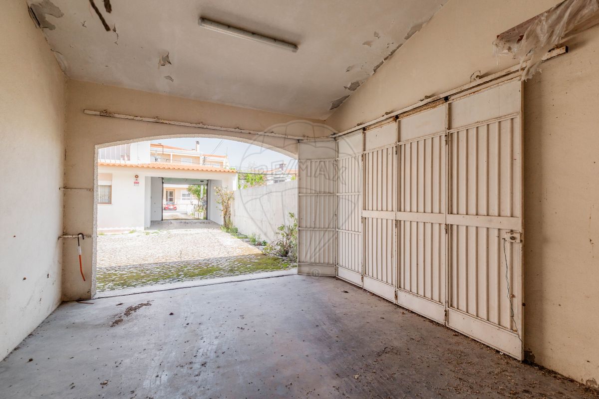 5 bedrooms House in Marinha Grande, Portugal No. 161966