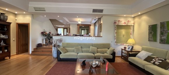 Дом с 3 спальнями в Эстепона, Испания № 140582 8