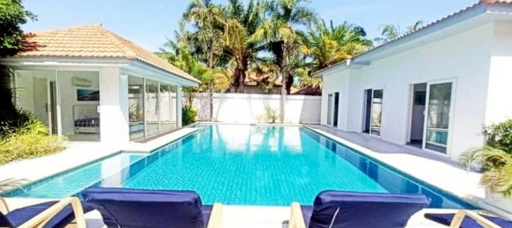 12 bedrooms Cafe / restaurant in Pattaya, Thailand No. 8611 2