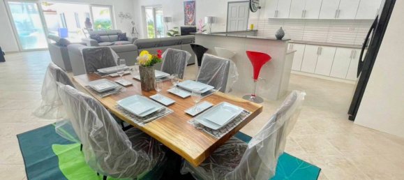 12 bedrooms Cafe / restaurant in Pattaya, Thailand No. 8611 9