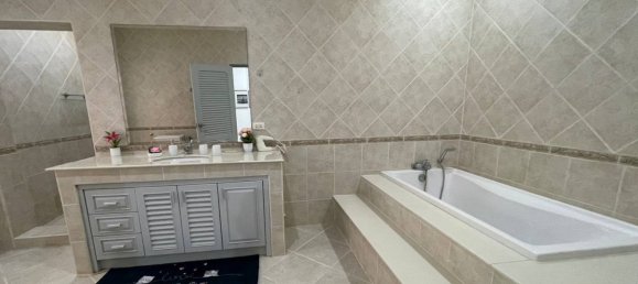 12 bedrooms Cafe / restaurant in Pattaya, Thailand No. 8611 14